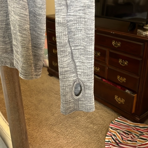 Lululemon long sleeve swift stride top. - Picture 2 of 5